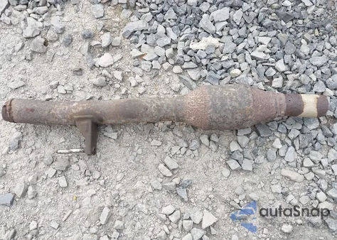 2003 Toyota Camry Le z USA, uszkodzony, nr VIN 4T1BE32K33U739558